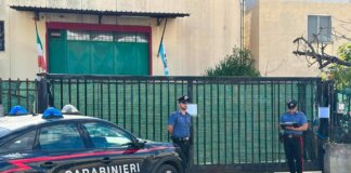 Precipita dal tetto di un capannone a Fiano Romano, morto operaio