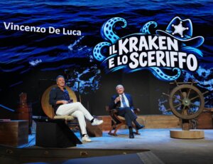 Renzi alla Leopolda: "Schlein ha ragione, uno non vale uno. A Conte rispondo che non ho bisogno di dare garanzie" 