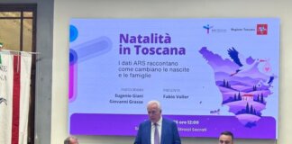 Un contributo di 500 euro per ogni neomamma dal 2027: ecco ‘Si nasce in Toscana’