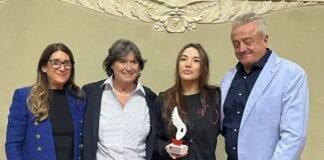Le ‘Ali del Pegaso’ all’oro mondiale di aerial pole, Francesca Prini