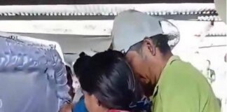 Si sveglia durante il funerale, ragazza di 15 anni ‘resuscita’