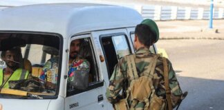 Yemen, tv “Esplosioni ad Aden, aeroporto sotto attacco di missili Houthi”